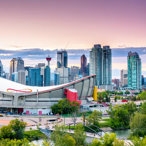 Calgary's Largest Mall, Upscale shopping, Chinook Centre & Bankers Hall, Summer Walk