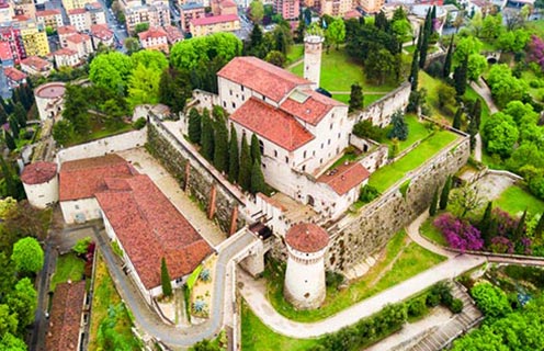 Château de Bresci Château de Brescia